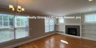 Upscale Three Bedroom in Colonial Green with Garage Upscale Three Bedroom in Colonial Green with Garage Gallery 23