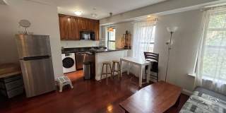Charming 1Bed/1Bath Condo in the heart of DC Gallery 5