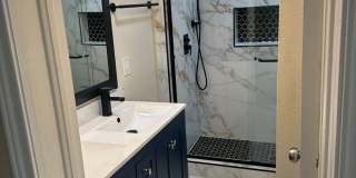 Large 5 Bedroom House in North Campus! Gallery 8