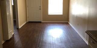 2810 Russell Gallery 6