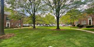 Simply Beautiful, Spacious 2 Bd/1Bth Condo on 50 acres of parklike setting w/ winding paths! Gallery 16