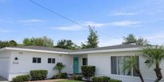 Great Views! Large 5 Bed 2 Bath House with a Quick Walk to Campus!! Great Views! Large 5 Bed 2 Bath House with a Quick Walk to Campus!! Gallery 1