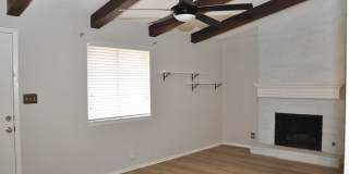 Great 2 Bedroom 1 bath duplex in South Austin Gallery 6