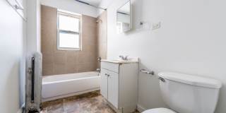 7801 S Yates South Shore Apartments Gallery 2