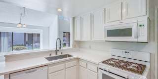 Spacious 3BD/2BA Home in Carlsbad with Community Pool, 2-Car Garage & In-Unit Laundry Gallery 1