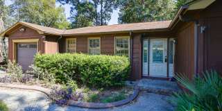 Spacious 3-Bedroom Home in a Convenient West Columbia Location! Gallery 1