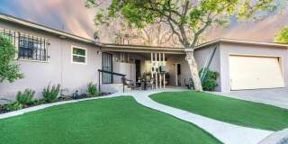 Manzanita Dr Gallery 1
