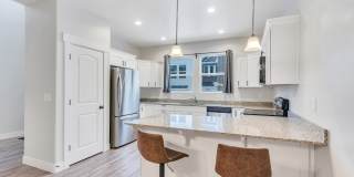 1984 N 4010 West Gallery 8