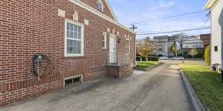 700 Avenue C Gallery 18