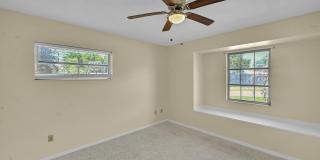160 NE Bracken Road Gallery 12