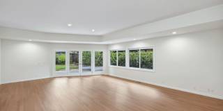 Upgraded 4 Bed, 2 Bath Home on Charming Tree Lined Street in Desirable Crescent Park Gallery 10