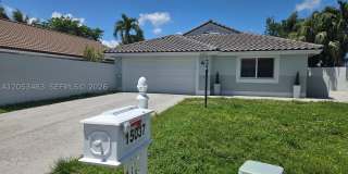 15037 Brighton Ln Gallery 1