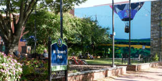 Broad & Washington Gallery 70