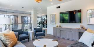 Crosstown Gallery 30