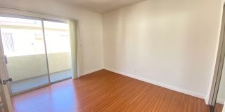 3755 Mentone Gallery 12
