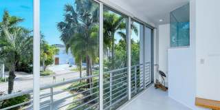 213 N WASHINGTON DRIVE Gallery 49