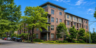 1 Bedroom, 1 Bathroom Condo w/ Secure Parking Garage - Walk to Vandy, Belmont & Hillsboro Village Gallery 1