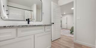 Fresh, Modern & Move-In Ready in Willowbend! Gallery 27