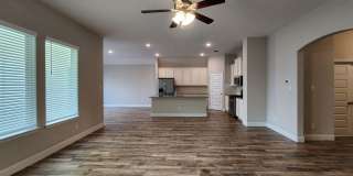 4/3/2 with office Near Gruene / Fridge Included / Loaded with Amenities / Large Backyard / CISD Gallery 9