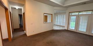2207 Burdick an Ideal Home Gallery 15