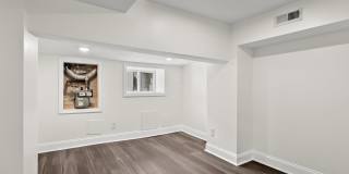 404 N ROBINSON ST Gallery 37