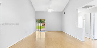 11301 SW 4th ST Gallery 4