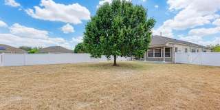 Large home in Pflugerville!  3 car garage - Highland Park Neighborhood Gallery 44