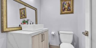 25432 Nottingham Court Gallery 30