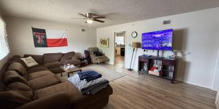 4212 40th Street Gallery 4