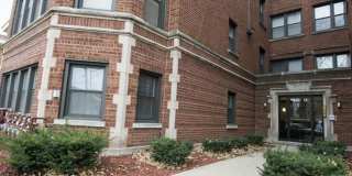 7914 S Hermitage Auburn Gresham Apartments Gallery 9