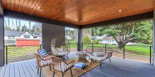Luxury Bellevue Estate in Prestigious Bridle Trails For Rent Gallery 33