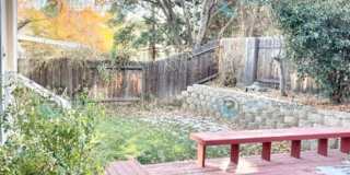 Well-Appointed 4BR Home with Open Floorplan & Expansive Yard Gallery 32
