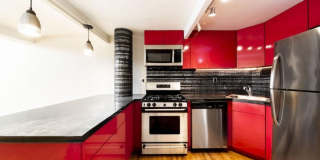 1329-39 LOMBARD Street Gallery 25