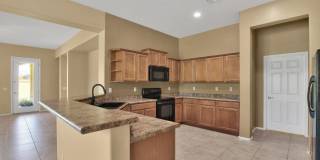 Gorgeous 4 bedroom home in amenity rich Verrado! Gallery 9