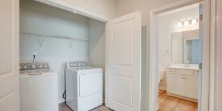 Hudson at Georgia's Landing Gallery 14