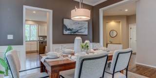 Sought after Remington 4bed 2.5bath with Lots of Yard Space! Gallery 6