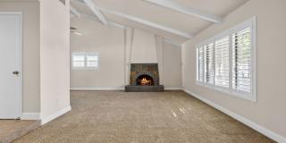 605 N El Rio Drive - Gorgeous Pool Home!! Gallery 19
