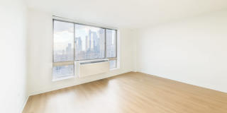777 6th Avenue Gallery 39