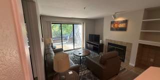 Short-mid term housing, furnished condo 2 bed/2 bath walking distance to Pearl St., CU and close to Hiking and Biking Gallery 18