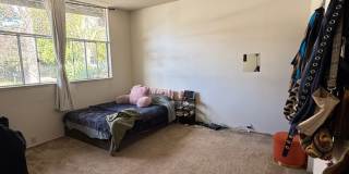 Charming 3-bedroom, 2-bathroom duplex in West Davis. Gallery 6
