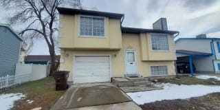 4735 W Wedgecliffe Dr Gallery 1