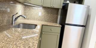 204 S Reeves Dr Gallery 8