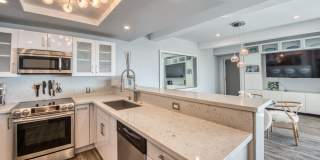 Breathtaking Bay and Ocean Views! Gorgeous Home on 7th Floor of Secured Newport Towers High-rise Building! Gallery 4