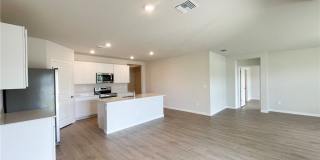 920 NE 10th Street Gallery 11