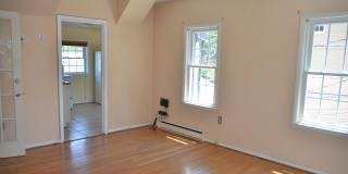 303 COMMERCE Street Gallery 6