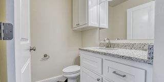 Four bedroom in Stone Lake! Gallery 40
