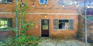 Bright & Stylish 2BR/1BA Condo in Sought-After Sumner Court in Bethesda Gallery 17