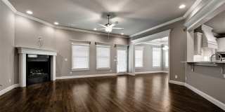703 SE Fullerton Street Gallery 3