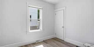 1009 Willett Avenue Gallery 19