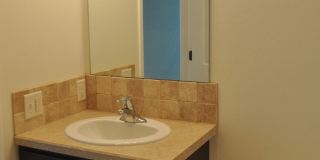 2 Bedroom, 2 Bathroom Condo Gallery 6